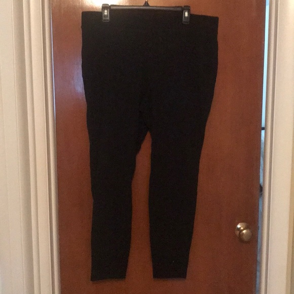 Old Navy black leggings size XL - Picture 1 of 4